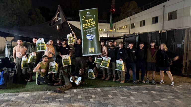 חיילים בעל האש